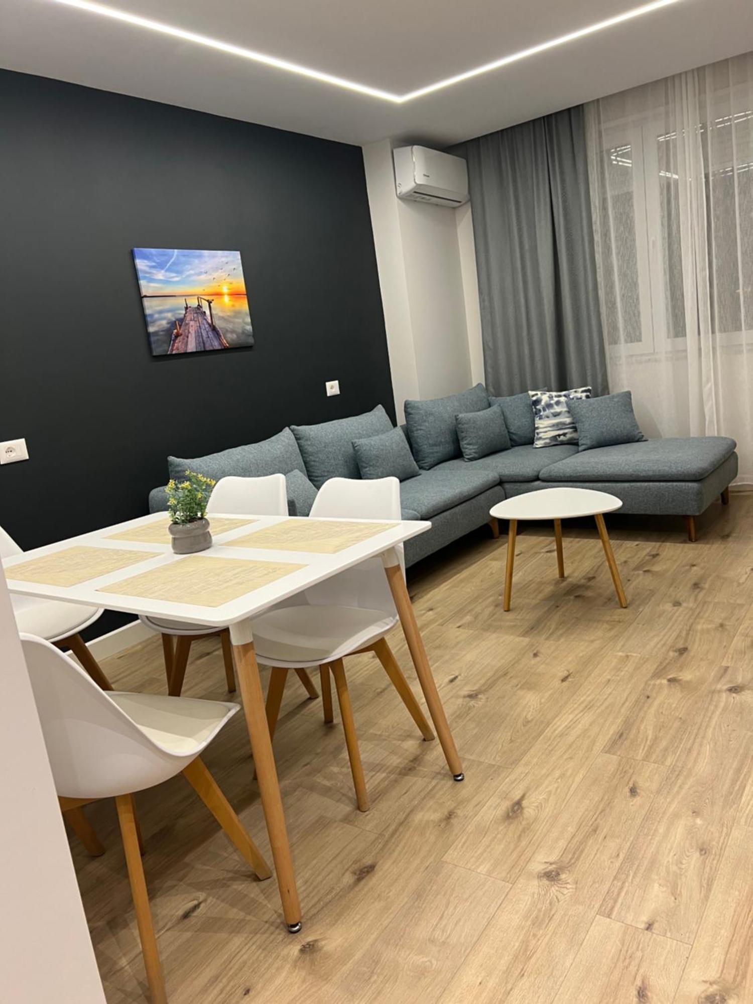 Port View Apartment 2 Durrës Esterno foto