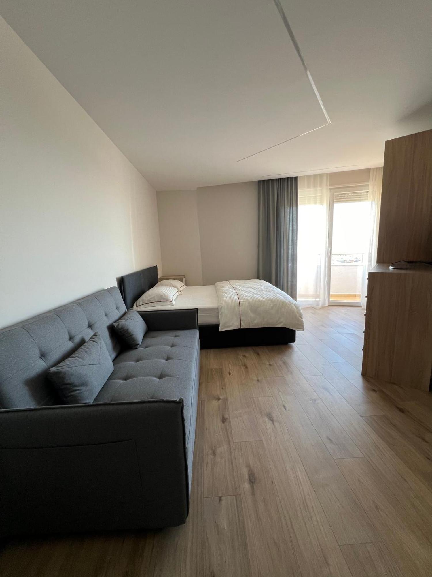 Port View Apartment 2 Durrës Esterno foto